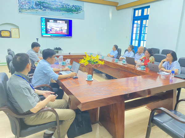 Phiên họp thẩm định kết quả đánh giá chất lượng các CTĐT: Kỹ thuật môi trường, Kỹ thuật hóa học, Kỹ thuật cơ khí động lực, Công nghệ Chế tạo máy, Kinh tế