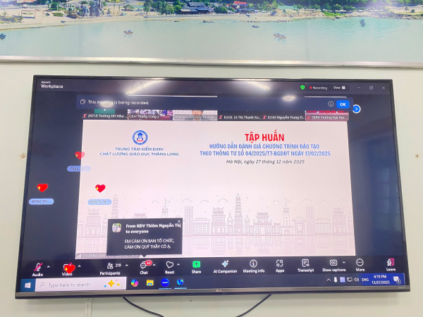 Trường Đại học Nha Trang tham dự tập huấn hướng dẫn đánh giá chương trình đào tạo theo Thông tư 04/2025/TT-BGDĐT