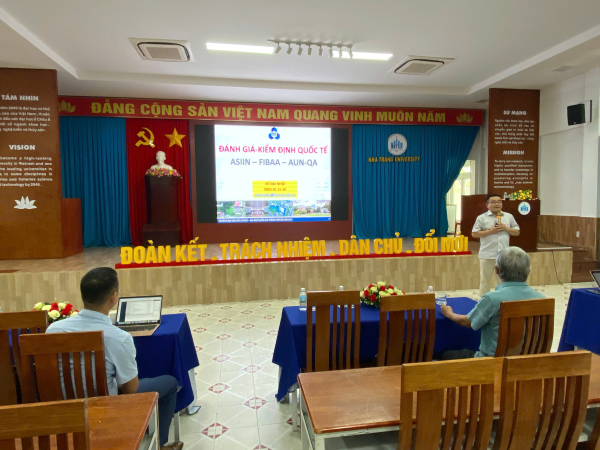 Trường Đại Học Nha Trang tổ chức Chương trình giới thiệu và chia sẻ kinh nghiệm kiểm định chất lượng giáo dục theo tiêu chuẩn quốc tế