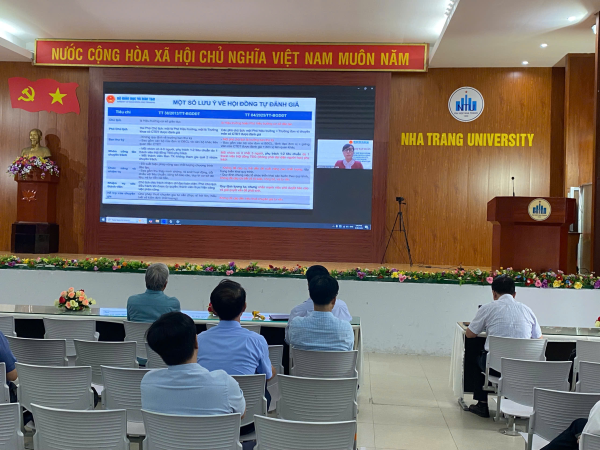 Trường Đại học Nha Trang tham dự Hội nghị tập huấn về tự đánh giá và kiểm định chất lượng chương trình đào tạo