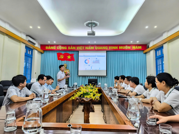 Trường Đại học Nha Trang đã tổ chức buổi tiếp đón Viện Đào tạo số và Khảo thí - Đại học Quốc gia Hà Nội đến thăm và làm việc