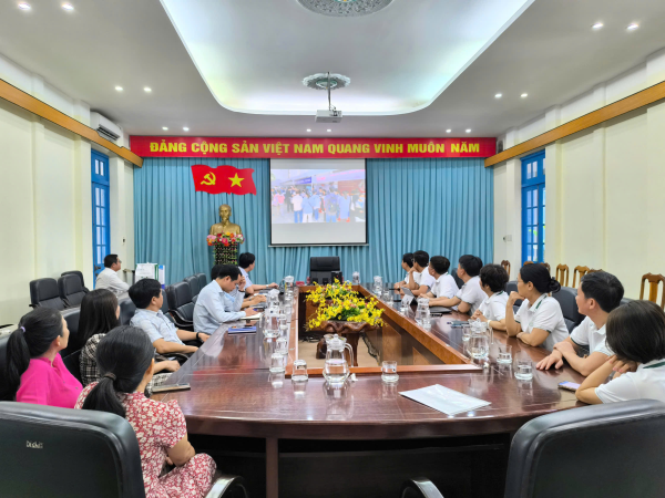 Trường Đại học Nha Trang đã tổ chức buổi tiếp đón Viện Đào tạo số và Khảo thí - Đại học Quốc gia Hà Nội đến thăm và làm việc