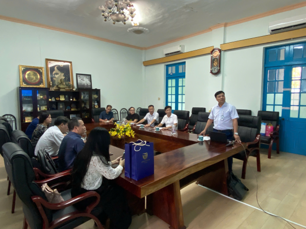 Trường Đại học Nha Trang làm việc với Trường Đại học Thủ đô Hà Nội về công tác đảm bảo chất lượng giáo dục