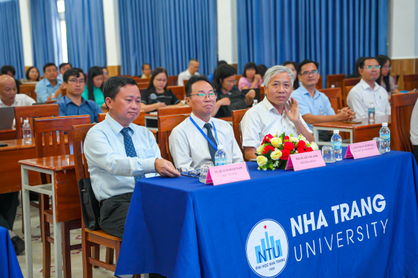 Khai mạc đợt khảo sát chính thức đánh giá ngoài 05 chương trình đào tạo trình độ đại học tại Trường Đại học Nha Trang: Kỹ thuật môi trường, Kỹ thuật hóa học, Kỹ thuật cơ khí động lực, Công nghệ chế tạo máy, Kinh tế.