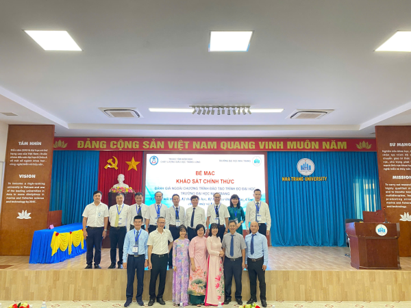 Trường Đại học Nha Trang hoàn thành đợt Khảo sát chính thức Đánh giá ngoài 5 Chương trình Đào tạo: Kỹ thuật môi trường, Kỹ thuật hóa học, Kỹ thuật cơ khí động lực, Công nghệ chế tạo máy và Kinh tế.
